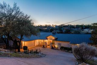Waterfront Home on Lake Travis - Lakeway - 9