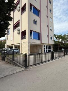 DakiToki apartment - 1