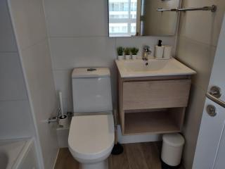 Chic Studio in Vibrant Nunoa - Santiago - 8