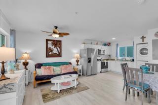 Seashell Sanctuary 1B 2Ba Pool Clubhouse Elevator - 7