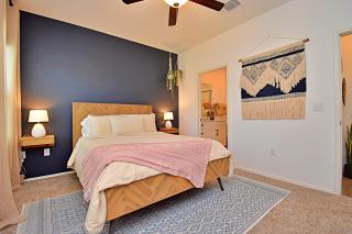 Long-term Stays Family-friendly Communal pool - Del Valle - 7