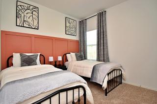 Long-term Stays Family-friendly Communal pool - Del Valle - 4