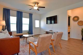 Long-term Stays Family-friendly Communal pool - Del Valle - 2