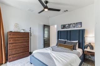 Chic Austin Getaway brand new with rooftop patio - Austin - 6