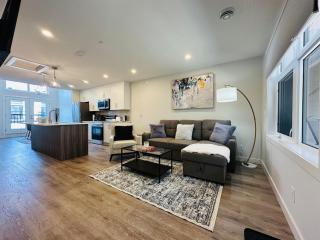 Skyridge Resort -New Townhouse Near Banff Entrance - 0