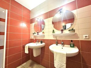Chic City Retreat 2BR near Station with parking-2a - Lussemburgo - 2