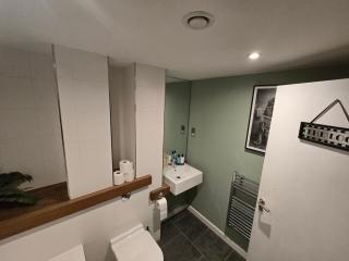 LIVERPOOL CITY CENTRE 2Bed 2 Bath - 1