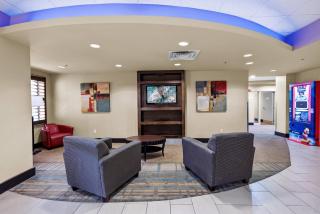 Hotel Room Next to Universal At Stay Sky Suites - 1