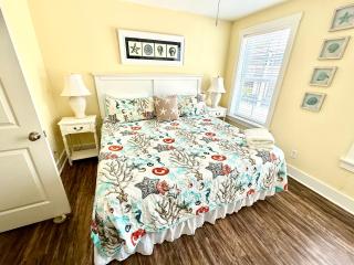 Tybee Retreat Unit 1 - Tybee Island - 1