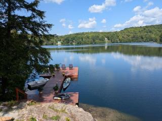 Tranquil Bay on Crystal Clear Lac McGlashan - Cantley - 3