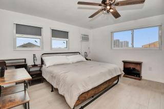 Modern King Suite Steps to Beach - Daytona Beach - 0