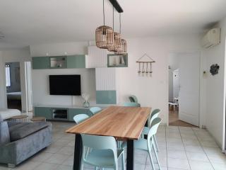 villa near ocean with swimming pool - Bias - 1