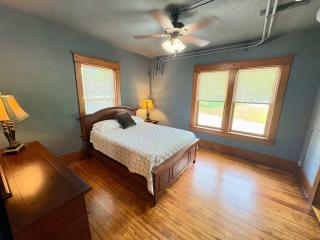 The Broadway #5 at the Historic Connely Harrington - Siloam Springs - 7
