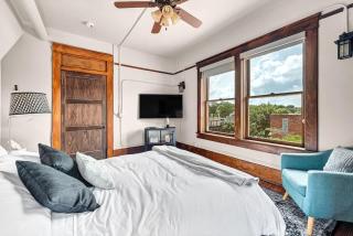 The Uptown Suite at The Historic Connely Harrington - Siloam Springs - 5
