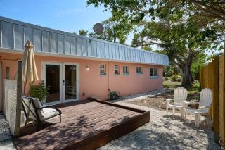 Cozy 1BR Bungalow Near Beach and Pet Friendly - Sanibel - 0