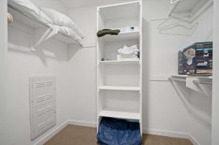 Architectural 2BD Condo in Miracle Mile Perfect for Families - Los Angeles - 6