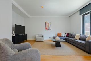 Spacious Duplex Apartment with 3 Bedrooms and 2 Bathrooms - Istanbul - 5