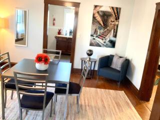 Charming 2-Bedroom Thoreau Lower - Lakewood - 5