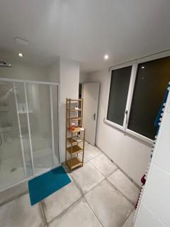 plein pied centre ville Issoire avec petite cour intérieur - 5