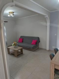 Spiros full House in Marathias - 1