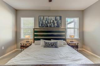 Stylish 3 BDR for 8 Close to Downtown - Austin - 7