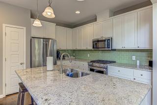 Stylish 3 BDR for 8 Close to Downtown - Austin - 6