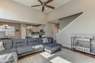 Stylish 3 BDR for 8 Close to Downtown - Austin - 5