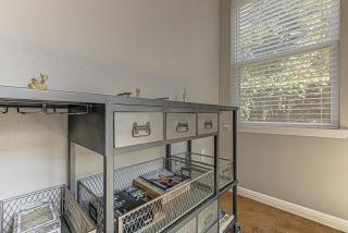 Stylish 3 BDR for 8 Close to Downtown - Austin - 4