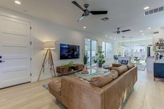 Private Backyard Short & Long Stays in East ATX - Austin - 3