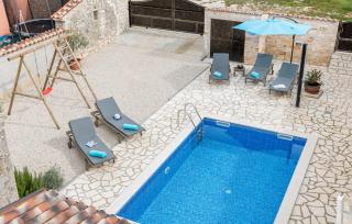 Cassa Antica with outdoor pool, near Poreč - 7