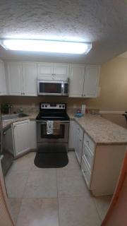 Your Beach Home Away From Home! - Cap Carnaveral - 4