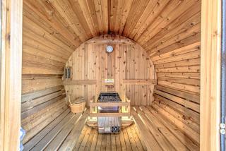 Trendy 2 BDR with Sauna & Cold Plunge Close to DT - Austin - 7