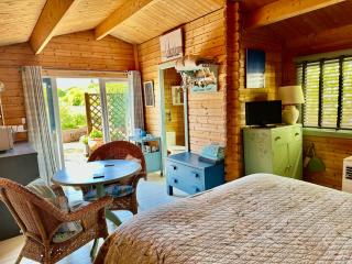 The Log Cabin - Wimborne Minster - 0