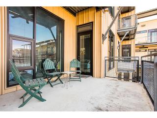 Convenient Condo Near Zilker & Barton Springs - Austin - 7