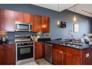 Convenient Condo Near Zilker & Barton Springs - Austin - 3