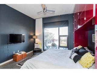 Convenient Condo Near Zilker & Barton Springs - Austin - 2