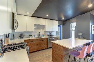 Trendy Stay for 12 with Hot Tub Mins to DT 6th St - Austin - 7