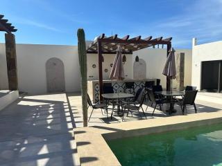 Spacious 4B Retreat, Walk to Beach, Rooftop Views - El Pescadero - 2