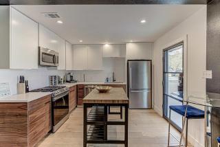 Chic Stay for 8 Mins to 6th St & Downtown - Austin - 8