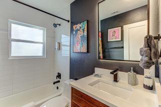 Chic Stay for 8 Mins to 6th St & Downtown - Austin - 4