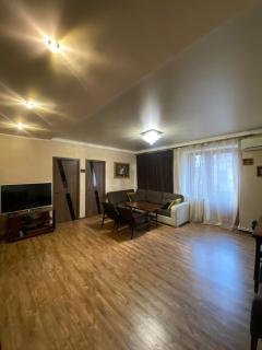 Sunny apartment near Republic square - Erevan - 0