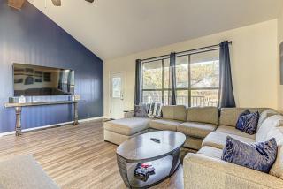 Cozy 3 bdr family Condo in Horseshoe Bay Near Marina - Horseshoe Bay - 0