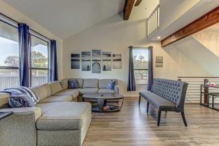Cozy 3 bdr family Condo in Horseshoe Bay Near Marina - Horseshoe Bay - 2