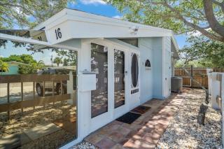 Quiet Secluded Townhouse Just Steps To The Beach! - Cape Canaveral - 8