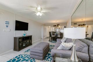 201 - 2 Bedroom 2 Bath Luxury Unit W Sea Breeze! - Cap Carnaveral - 5