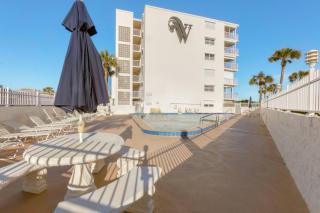 201 - 2 Bedroom 2 Bath Luxury Unit W Sea Breeze! - Cap Carnaveral - 9