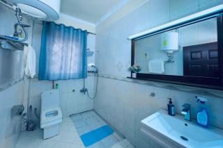 Shishi's Staycation - Entebbe - 2