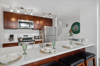 3 Min Walk to Beach with 2 King Beds and Centrally Located - Kihei - 8
