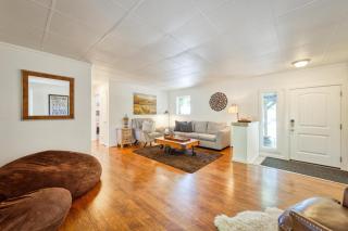 Charming Milk Barn Home on Vineyard Estate - Forestville - 7