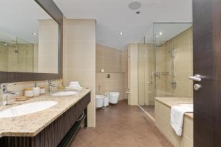 Burj & Sea View King 2 Bedroom Apartment In Anantara Resort - 1